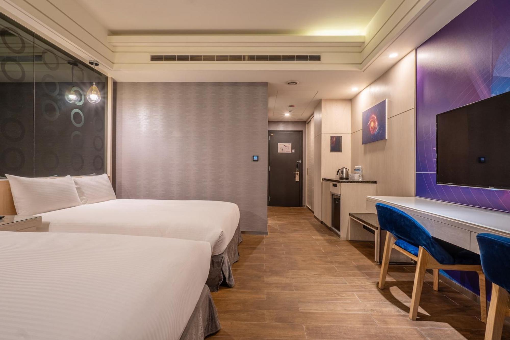 Guide Hotel Taichung Ziyou Dış mekan fotoğraf