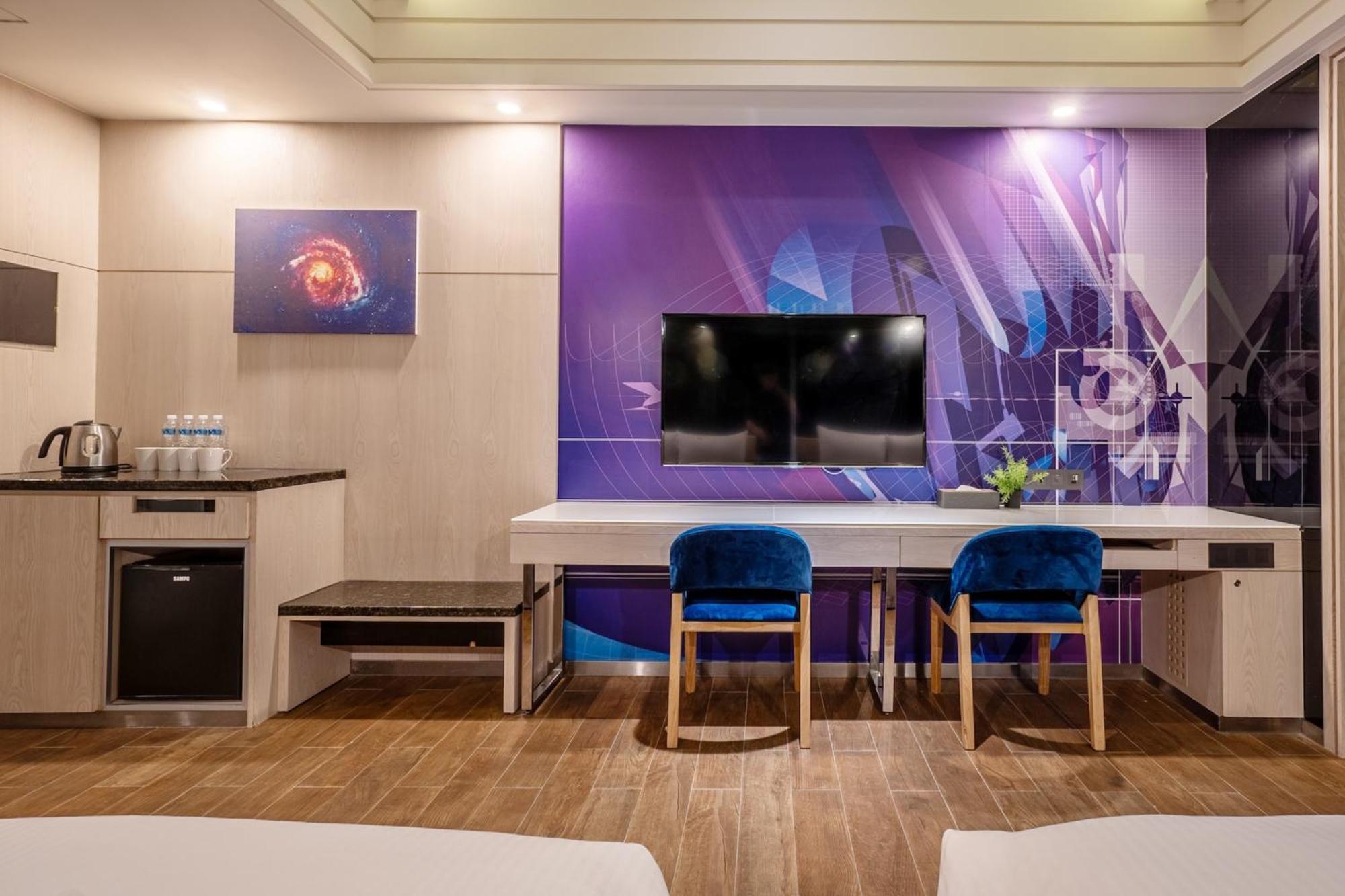 Guide Hotel Taichung Ziyou Dış mekan fotoğraf
