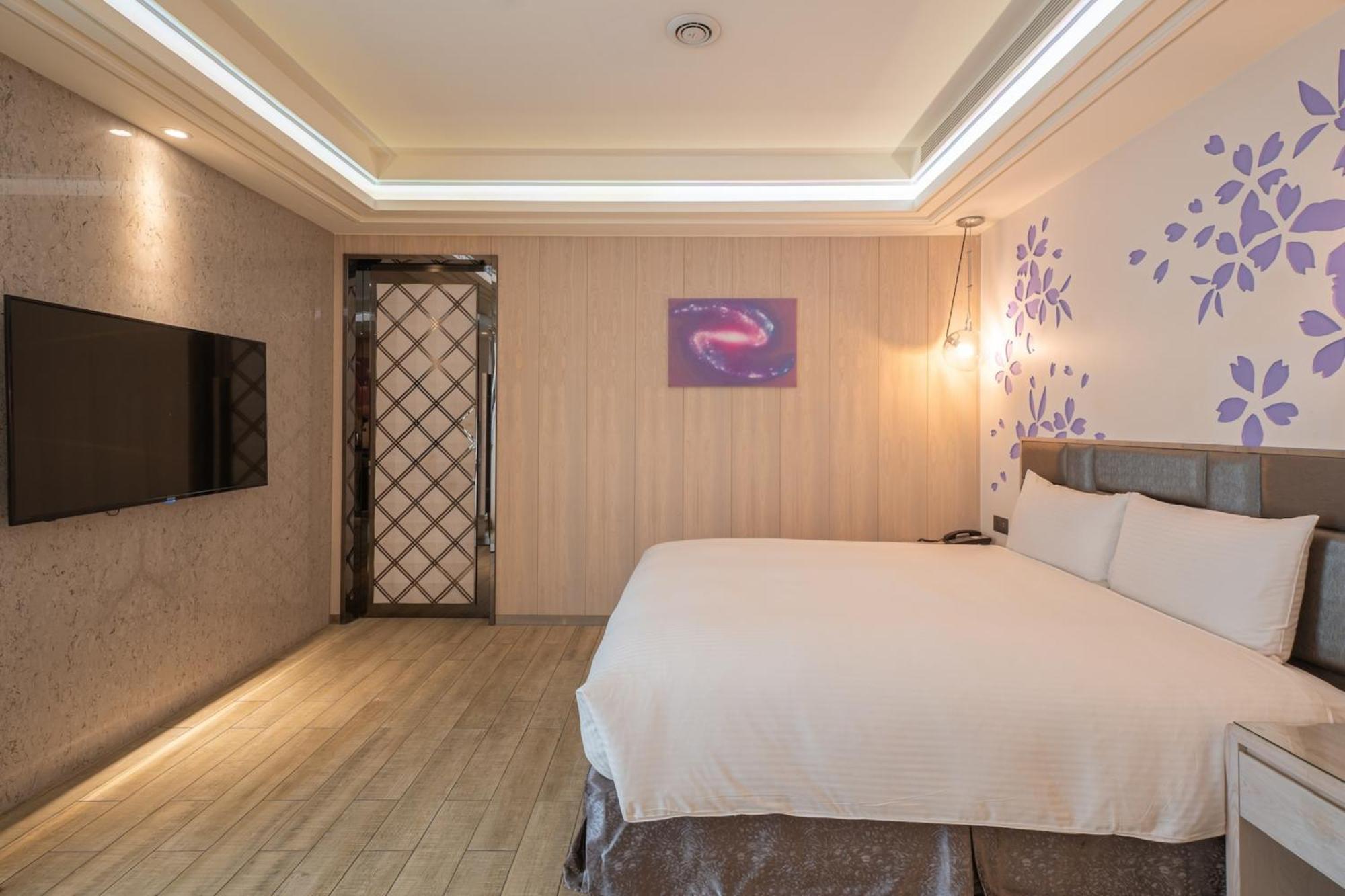 Guide Hotel Taichung Ziyou Dış mekan fotoğraf