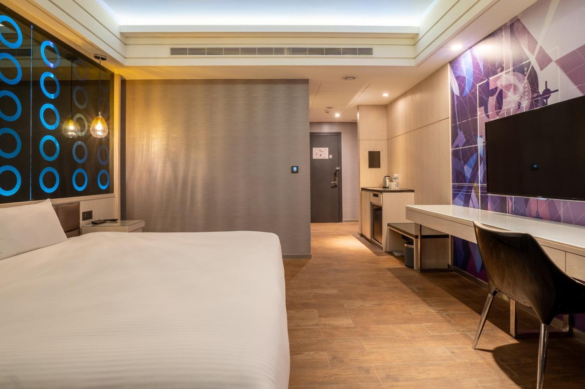 Guide Hotel Taichung Ziyou Dış mekan fotoğraf