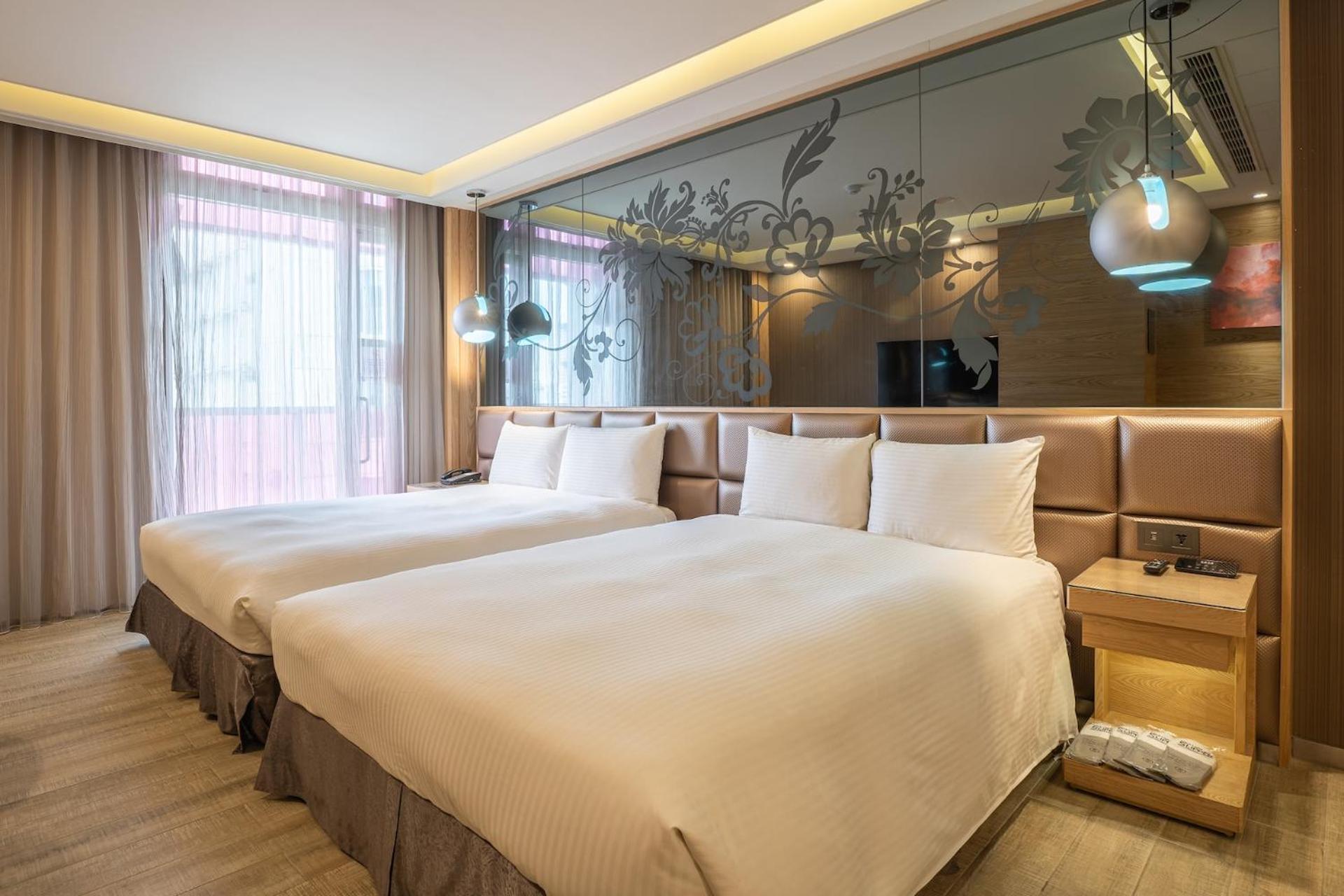 Guide Hotel Taichung Ziyou Dış mekan fotoğraf