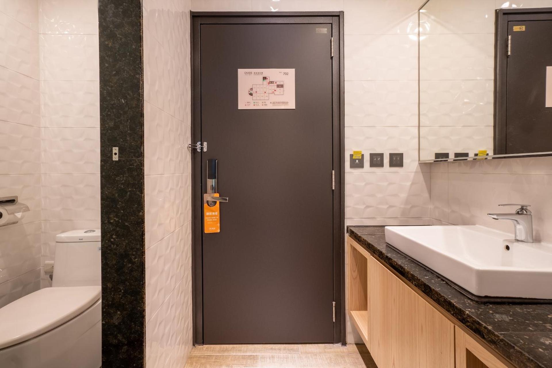 Guide Hotel Taichung Ziyou Dış mekan fotoğraf