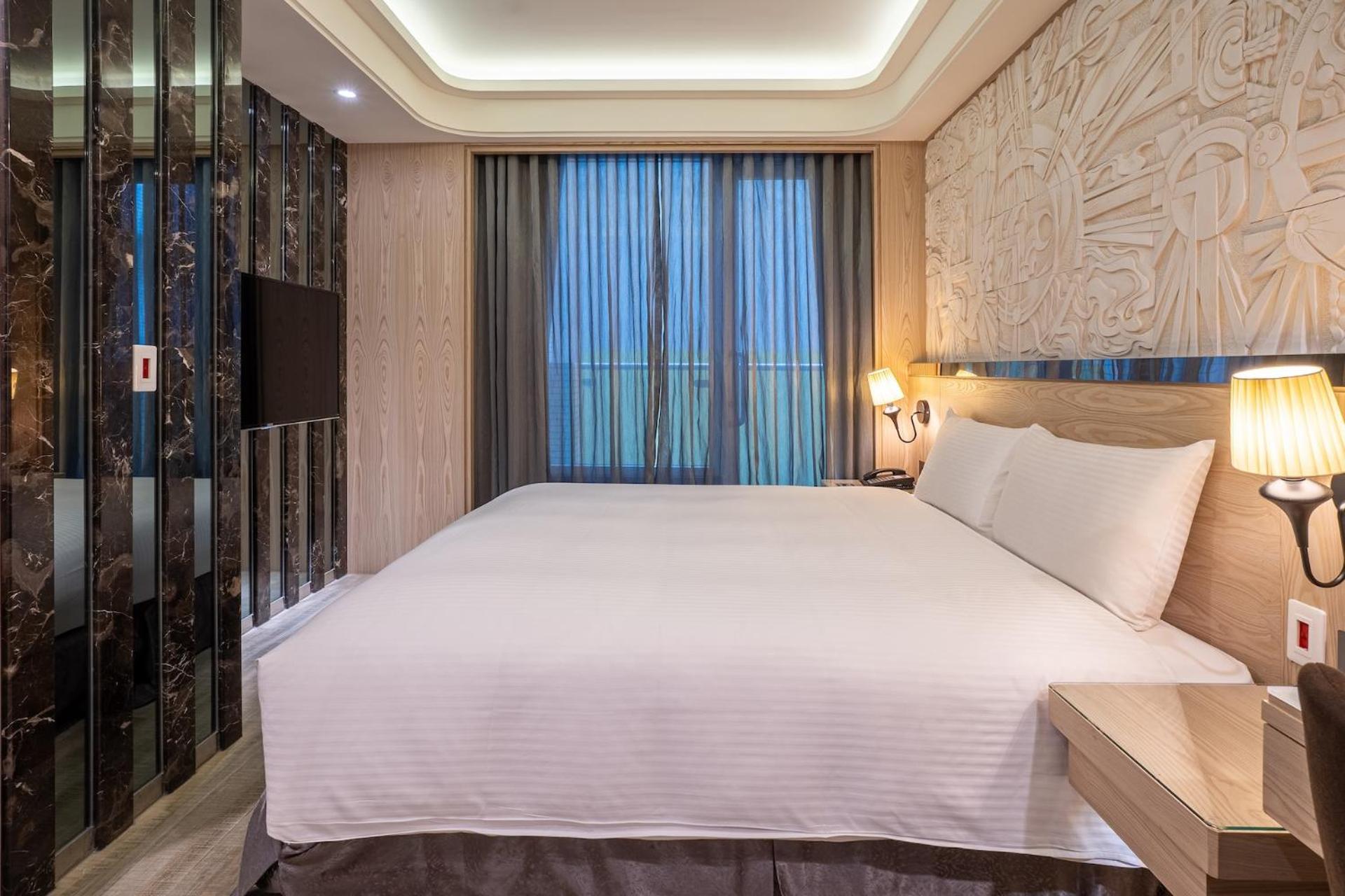 Guide Hotel Taichung Ziyou Dış mekan fotoğraf